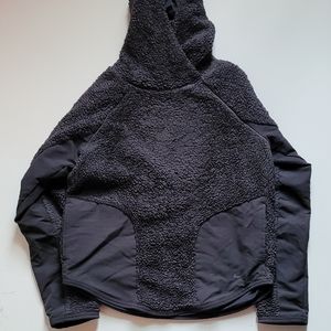 Nike sherpa hoodie women's XS @A8